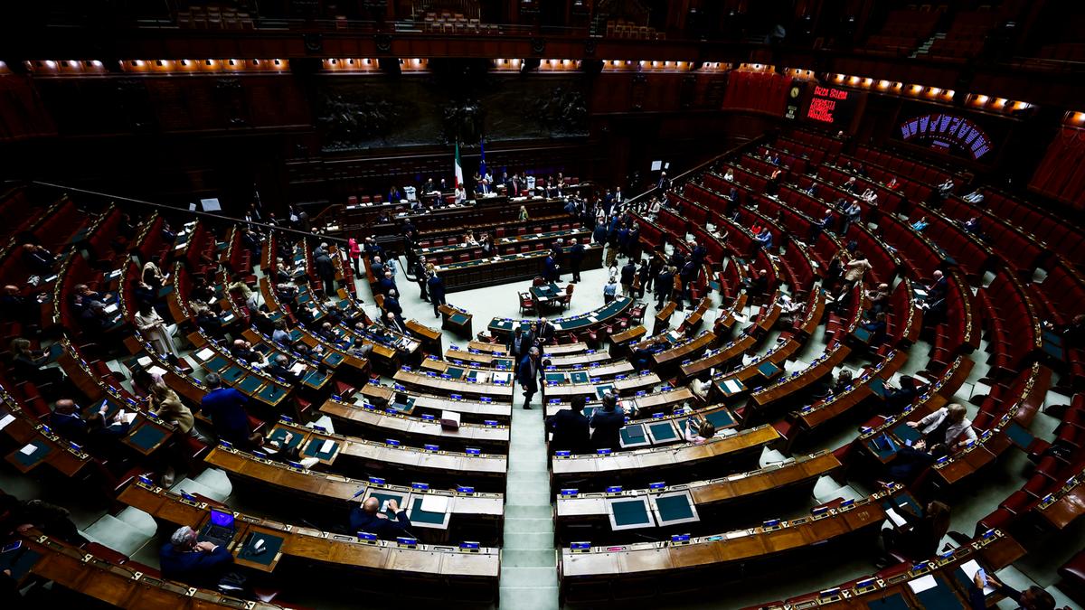 Nuova legge elettorale: approvato lo Stabilicum con premio di maggioranza e preferenze per il voto del 2027
