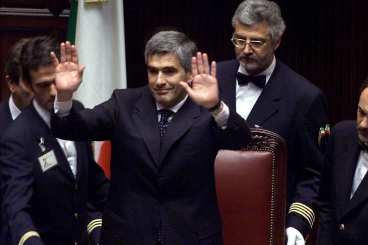 Pier Ferdinando Casini annuncia la non ricandidatura: “Bologna è al centro, serve una politica che torni alla gente”