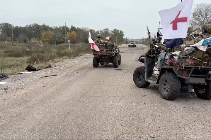 Primi convogli umanitari arrivano a Oleshky dopo la tregua ucraina