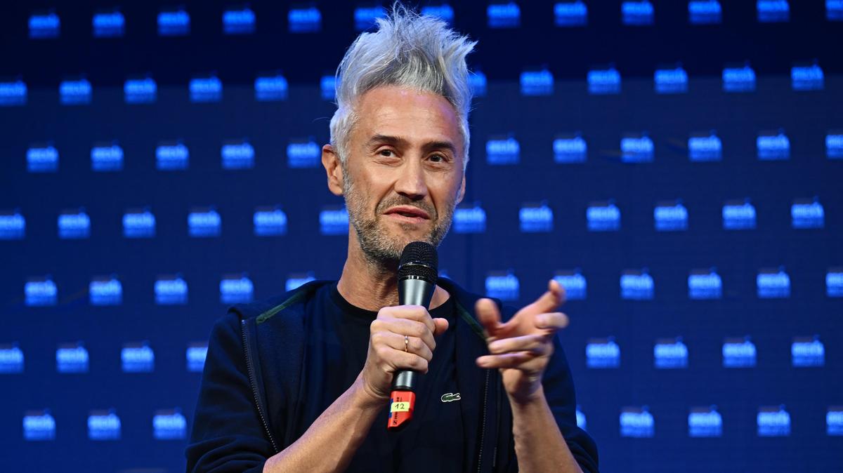 Prof. Schettini: “Il lassismo digitale devasta i giovani. No agli smartphone per i minori”