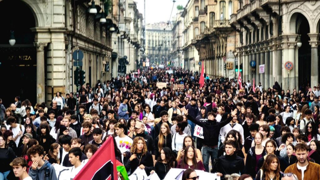 Proteste in Italia: oltre 250 manifestazioni programmate fino a dicembre