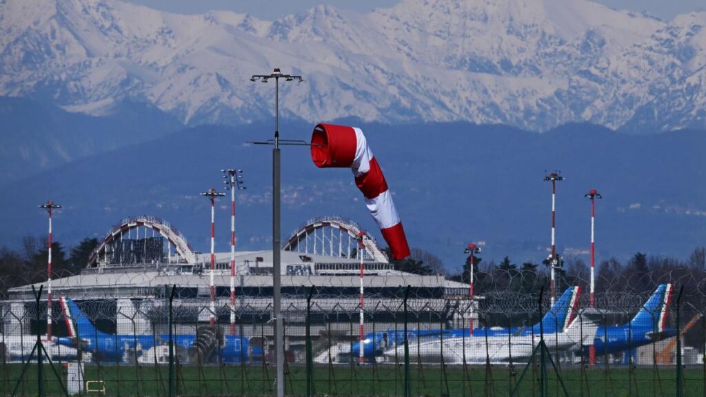 Ritardi all’aeroporto di Linate: il problema principale è la mancanza di comunicazione efficace