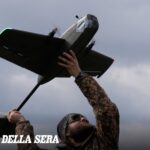 Romania avvia indagine su attacchi con droni nel Mar Nero, colpita petroliera al largo della costa