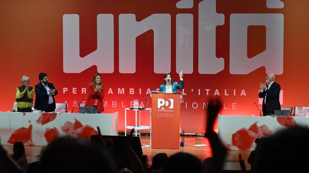 Schlein annuncia la sua candidatura a premier: "Correrò, con o senza primarie"