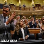Sconfitta del governo spagnolo di Sánchez: bocciati i decreti emergenziali sulla casa e cresce la richiesta di elezioni anticipate