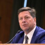Trump lancia una task force governativa sull'intelligenza artificiale guidata da Jay Clayton