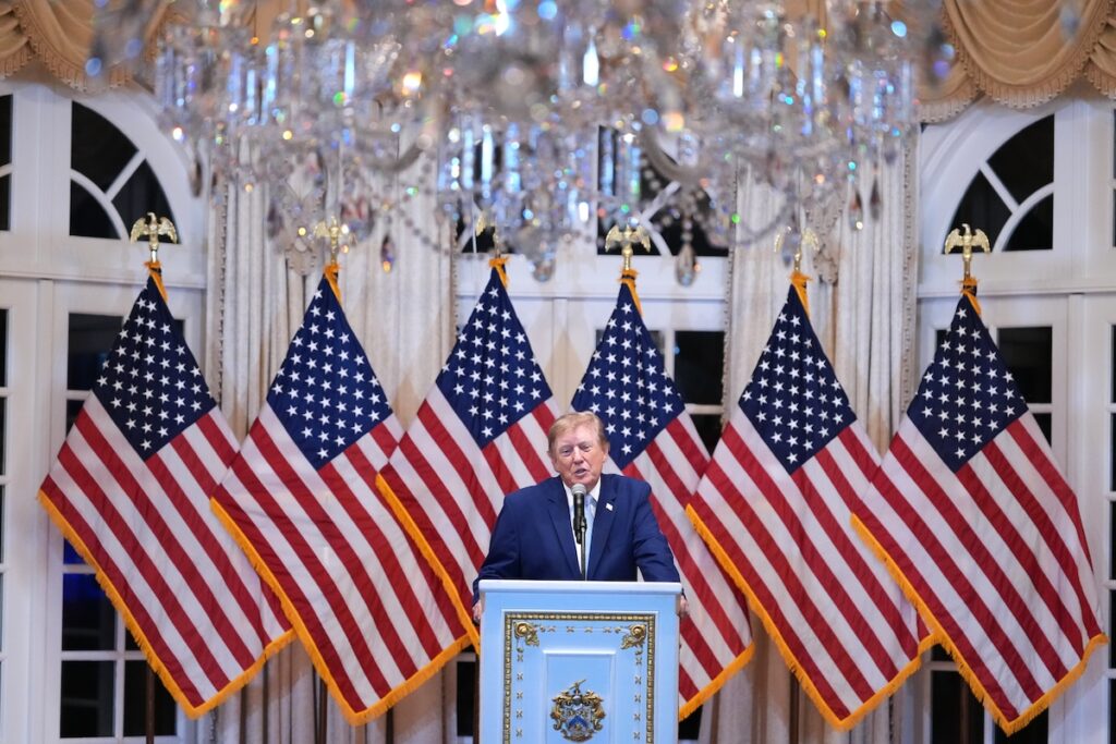 Trump sospende l'entrata in vigore delle sanzioni contro la Russia