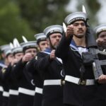 Un militare della Royal Navy accusato di spionaggio a favore di una potenza straniera