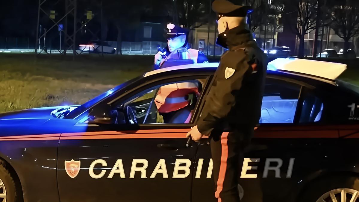 Un ragazzo di 13 anni incendia un clochard al porto vecchio di Sanremo, indagini in corso